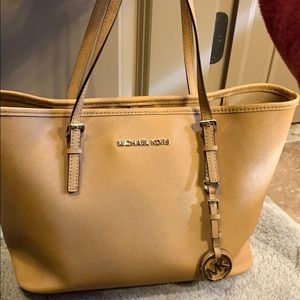 Michael Kors Tote